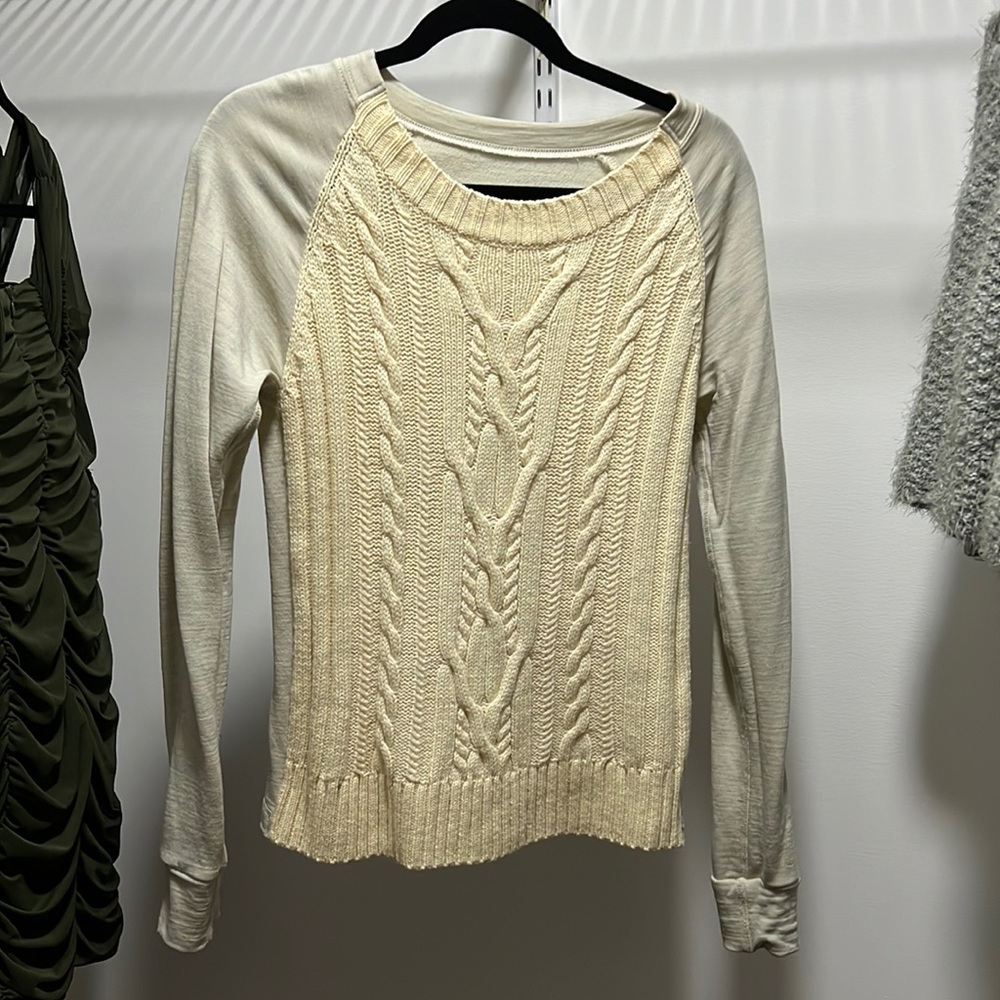 Lululemon sweater